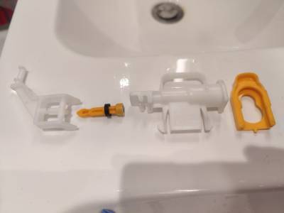 Filler disassembled